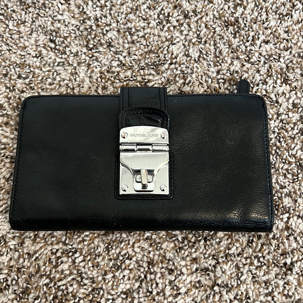 Great Condition Black Michael Kors Wallet